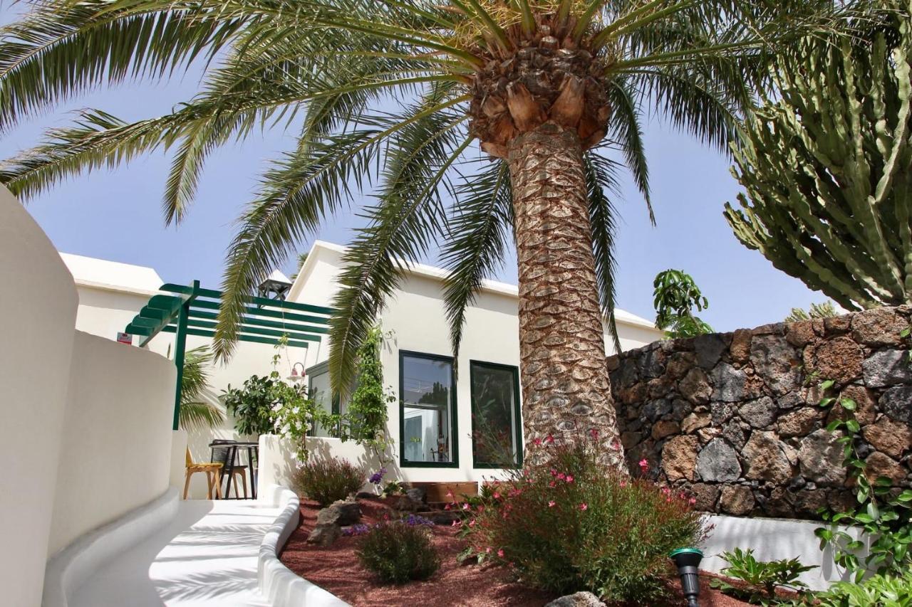 Unique, Stylish & Calm El Estanque By The Sea, Adults Only Villa Costa Teguise Exterior photo